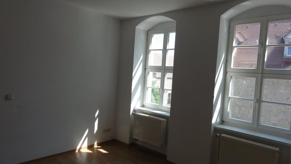 Etagenwohnung Laucha an der Unstrut - 2 Zimmer, 63 m&sup2;, 295&euro; | Angebot:25053400