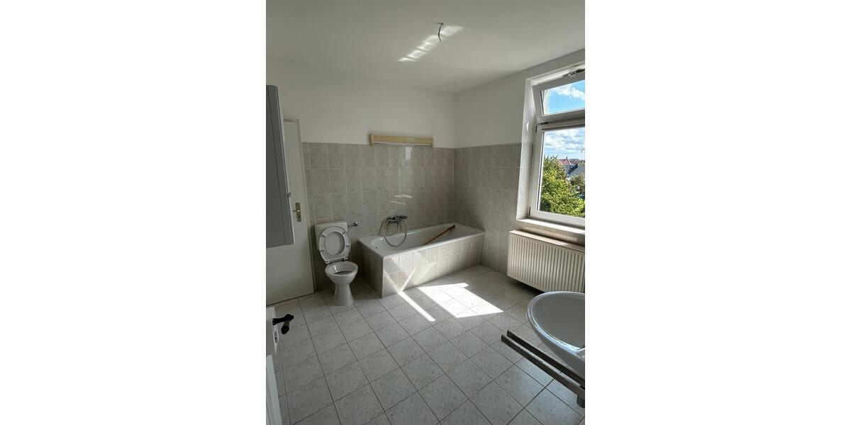 Etagenwohnung Frohburg - 3 Zimmer, 87 m&sup2;, 634&euro; | Angebot:25325158