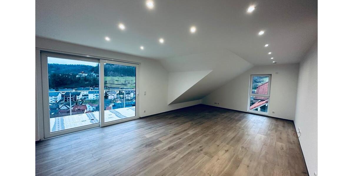 Dachgeschoßwohnung Breuberg - 4 Zimmer, 114 m&sup2;, 1.200&euro; | Angebot:24382979