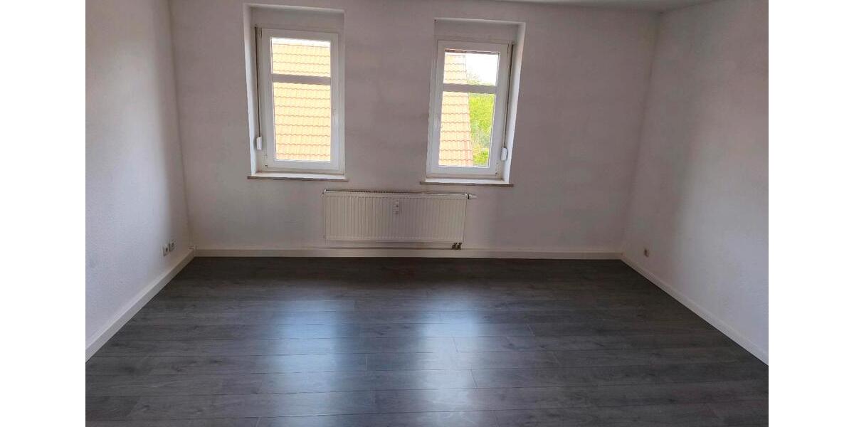 Etagenwohnung Zörbig - 3 Zimmer, 65 m&sup2;, 450&euro; | Angebot:26669911