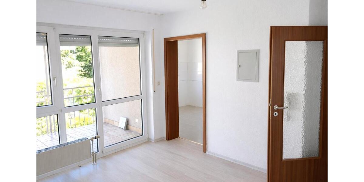 Etagenwohnung Rastatt - 3.5 Zimmer, 90 m&sup2;, 1.000&euro; | Angebot:26253154