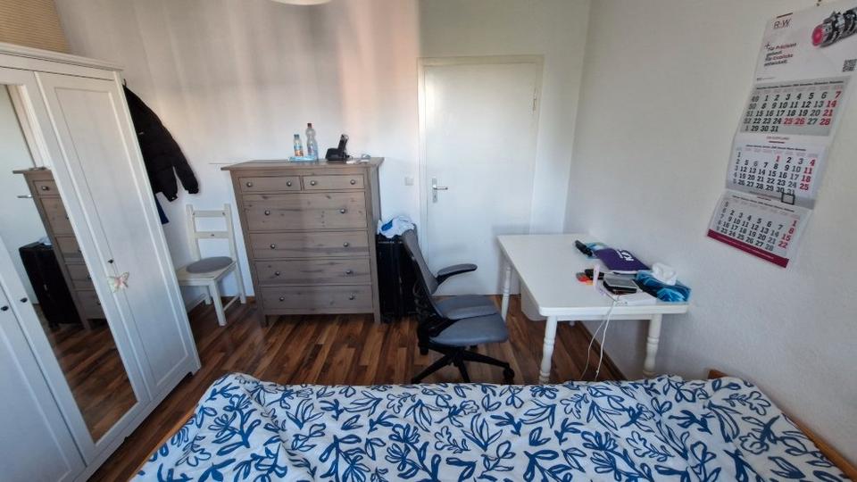 Wohnen auf Zeit Bochum Höntrop - 11 Zimmer, 59 m&sup2;, 429&euro; | Angebot:26637221
