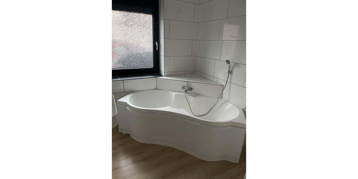 Wohnen auf Zeit Oberhausen Rothebusch - 4.5 Zimmer, 96 m&sup2;, 1.200&euro; | Angebot:25237626