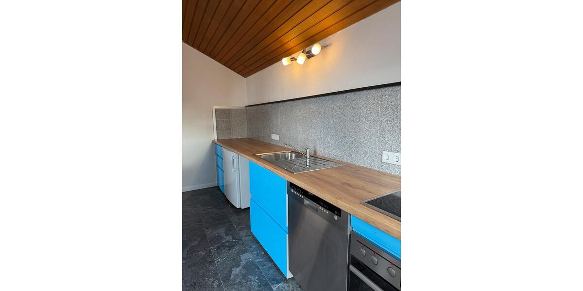 Dachgeschoßwohnung Remseck am Neckar - 2 Zimmer, 70 m&sup2;, 1.120&euro; | Angebot:24839465