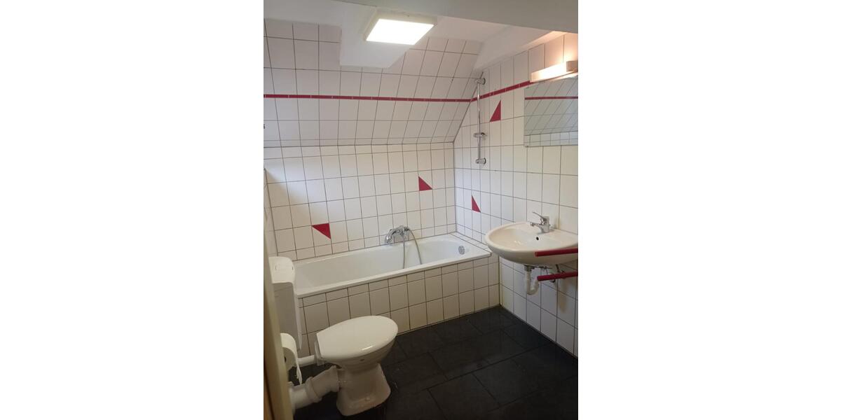 Dachgeschoßwohnung Pottenstein - 3 Zimmer, 85 m&sup2;, 590&euro; | Angebot:25509716