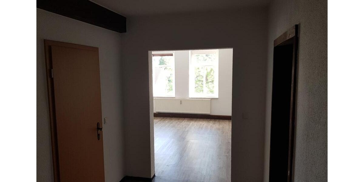 Etagenwohnung Neustadt in Sachsen - 2 Zimmer, 75 m&sup2;, 450&euro; | Angebot:25751832