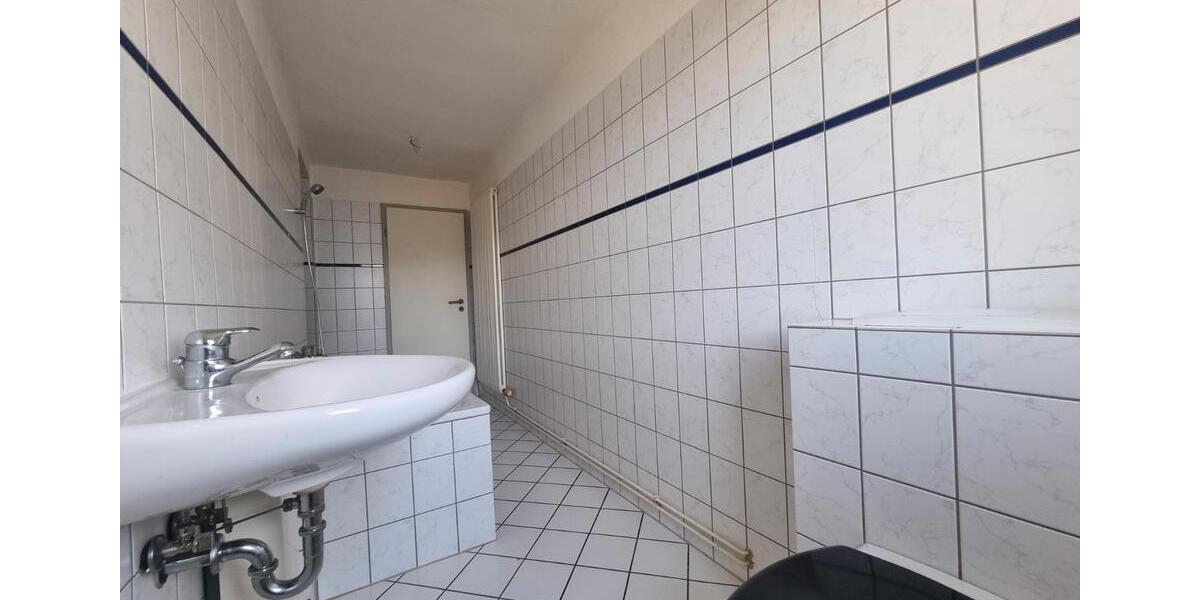Dachgeschoßwohnung Blankenburg (Harz) - 3 Zimmer, 95 m&sup2;, 570&euro; | Angebot:26420057