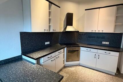 Wohnung Meerane - 3 Zimmer, 90 m&sup2;, 850&euro; | Angebot:26640772
