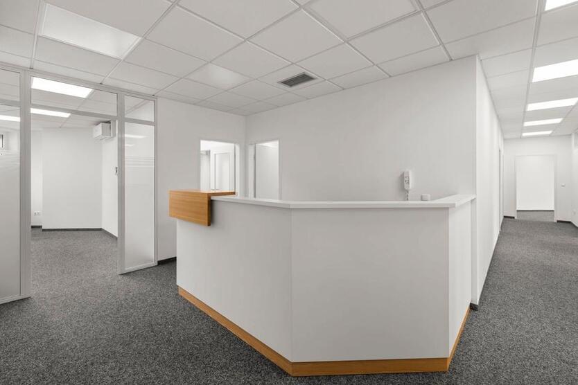 Zentral, modern und klimatisiert! Ihre neuen Büro-Praxisflächen auf dem Campus der Uni Augsburg zimmer