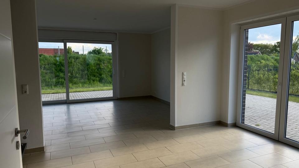 Doppelhaushälfte Zetel - 4 Zimmer, 100 m&sup2;, 1.150&euro; | Angebot:26375590