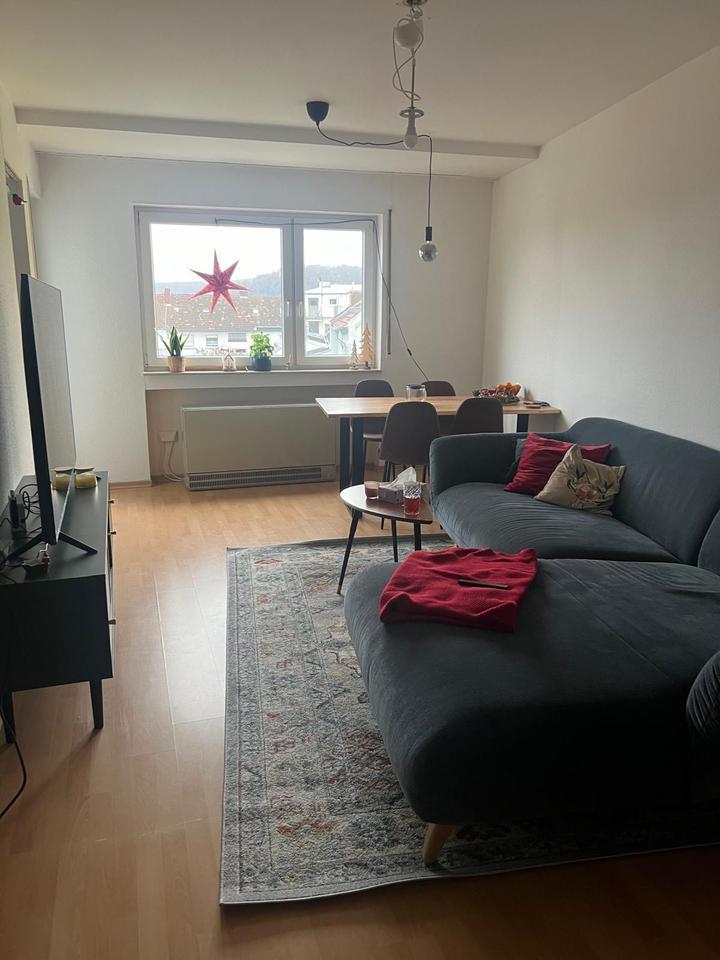 2 Zimmer Wohnung mit Balkon zimmer