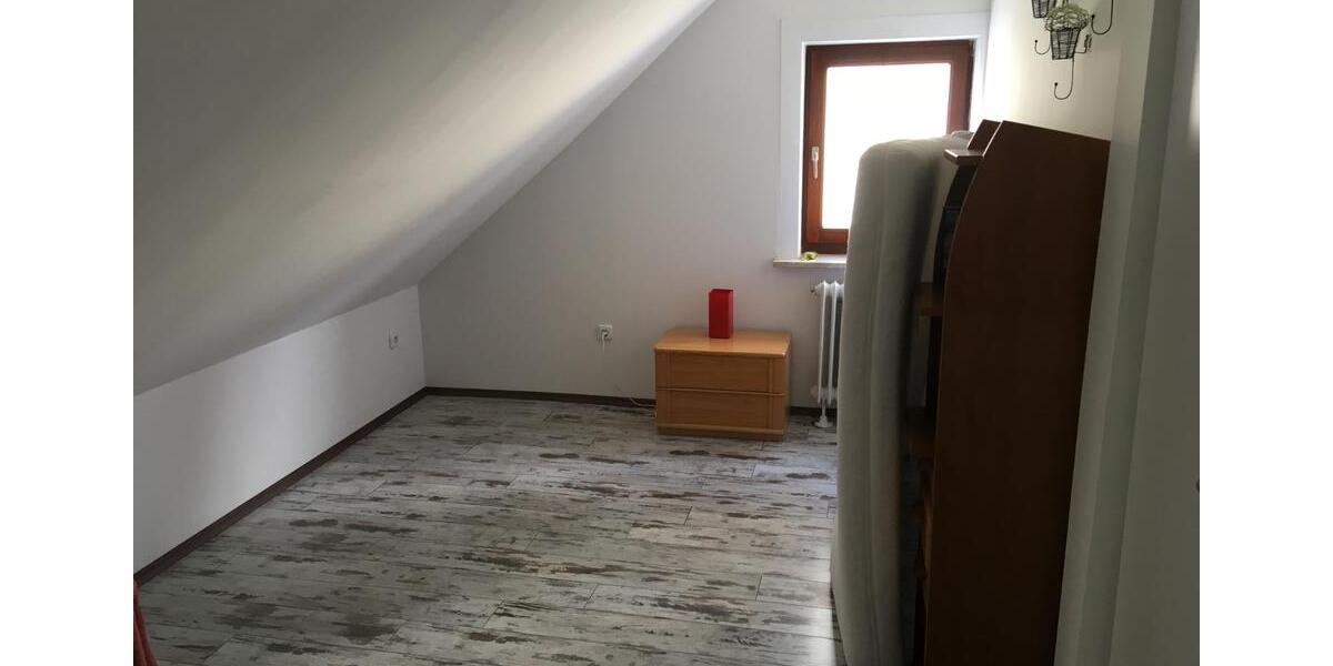 Dachgeschoßwohnung Braunlage Sankt Andreasberg - 2 Zimmer, 37 m&sup2;, 300&euro; | Angebot:26562577