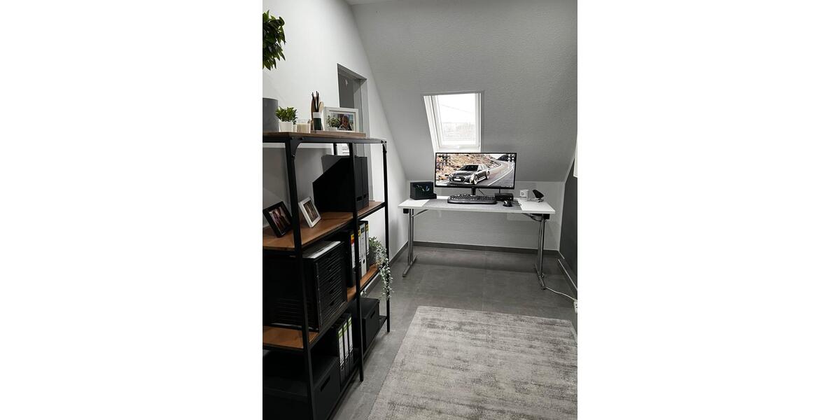 Dachgeschoßwohnung Nümbrecht - 2 Zimmer, 100 m&sup2;, 850&euro; | Angebot:26501556