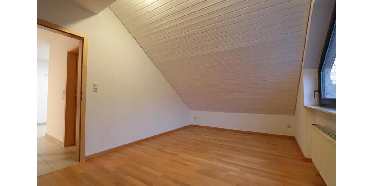 Maisonettenwohnung Dietzenbach - 4 Zimmer, 110 m&sup2;, 1.300&euro; | Angebot:26272086