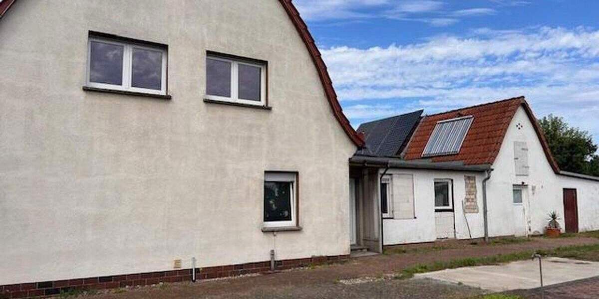 Doppelhaushälfte, 87 qm Wfl., 573 qm Grund, Kamin, neues Bad 3 zimmer