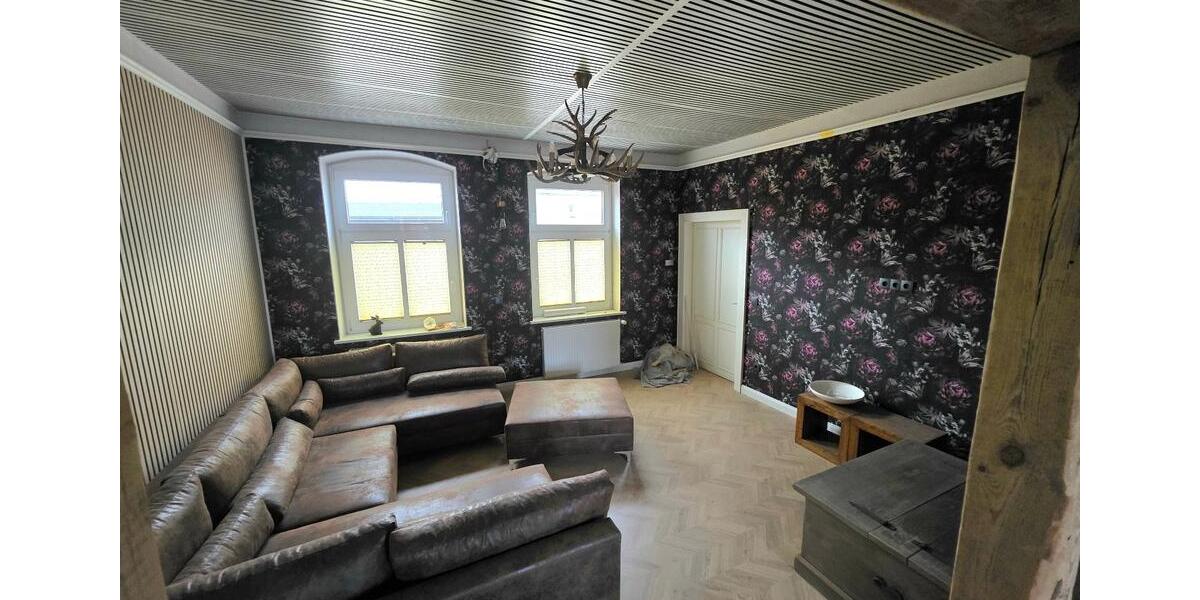 Etagenwohnung Laage - 6 Zimmer, 100 m&sup2;, 1.690&euro; | Angebot:26636289