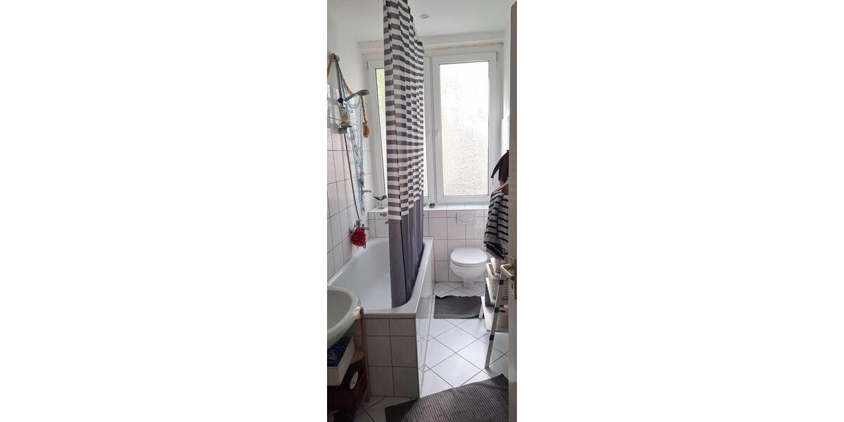 Etagenwohnung Essen Stadtbezirk III - 1 Zimmer, 39 m&sup2;, 500&euro; | Angebot:26671709