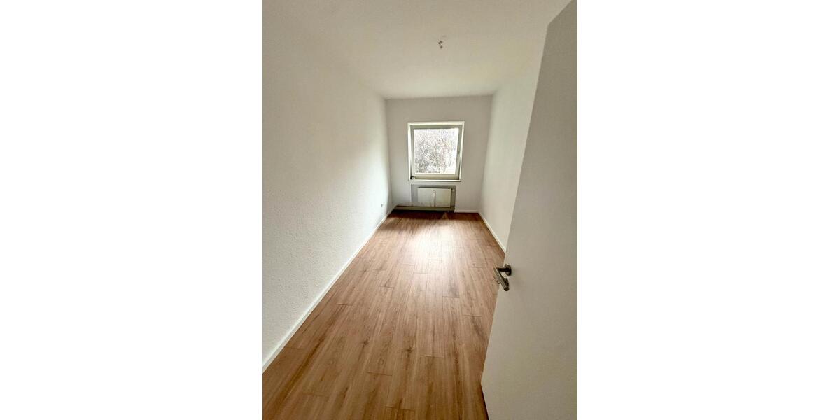 Etagenwohnung Hückelhoven - 4 Zimmer, 90 m&sup2;, 1.000&euro; | Angebot:26622651