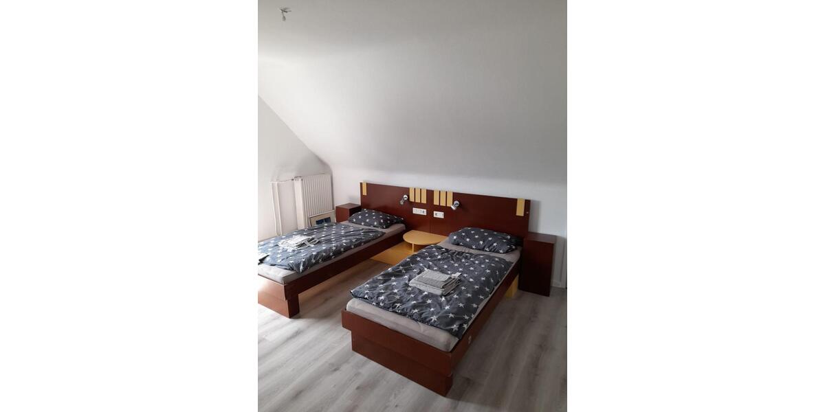 Wohnen auf Zeit Bremen Huchting - 4 Zimmer, 105 m&sup2;, 20&euro; | Angebot:17425780