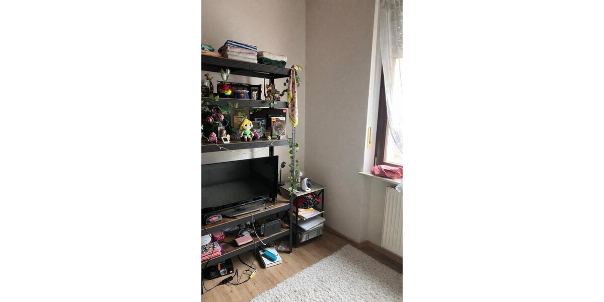 Erdgeschoßwohnung Saarbrücken Brebach-Fechingen - 1 Zimmer, 33 m&sup2;, 280&euro; | Angebot:26050559