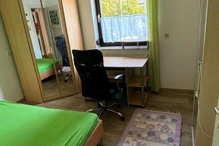 Wohnen auf Zeit Kronach - 1 Zimmer, 13 m&sup2;, 353&euro; | Angebot:26275079