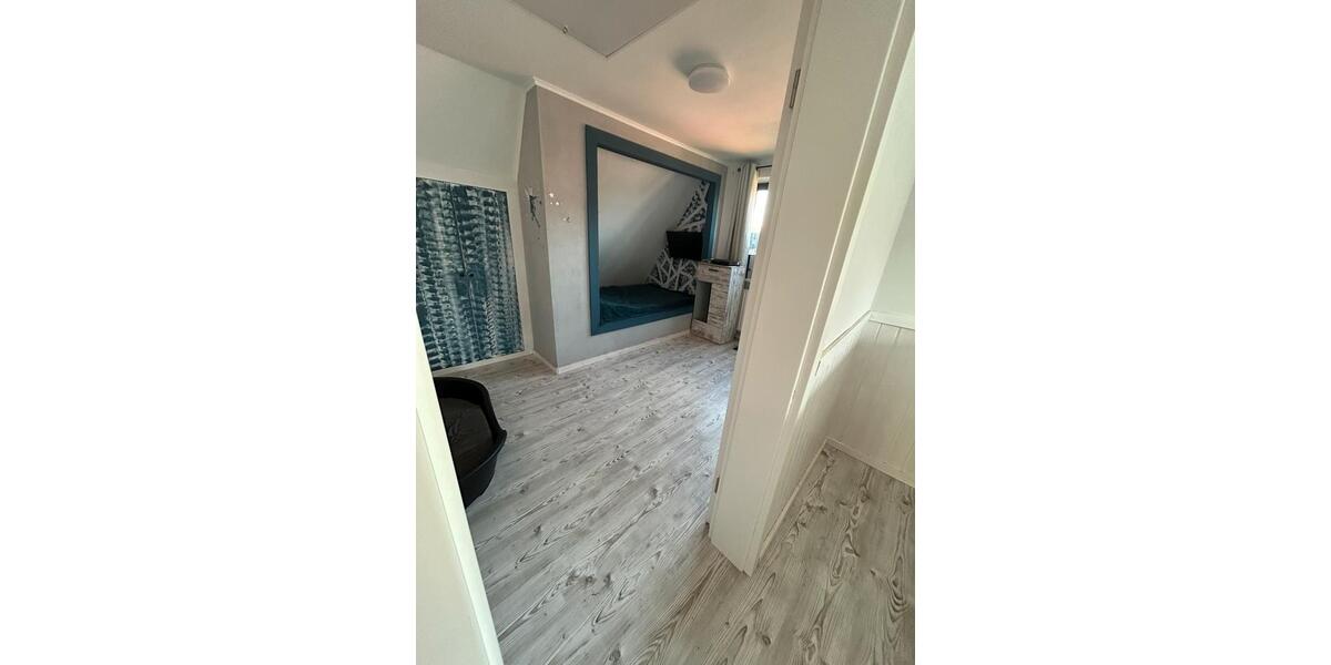 Einfamilienhaus Schleswig - 4 Zimmer, 100 m&sup2;, 1.500&euro; | Angebot:24733896