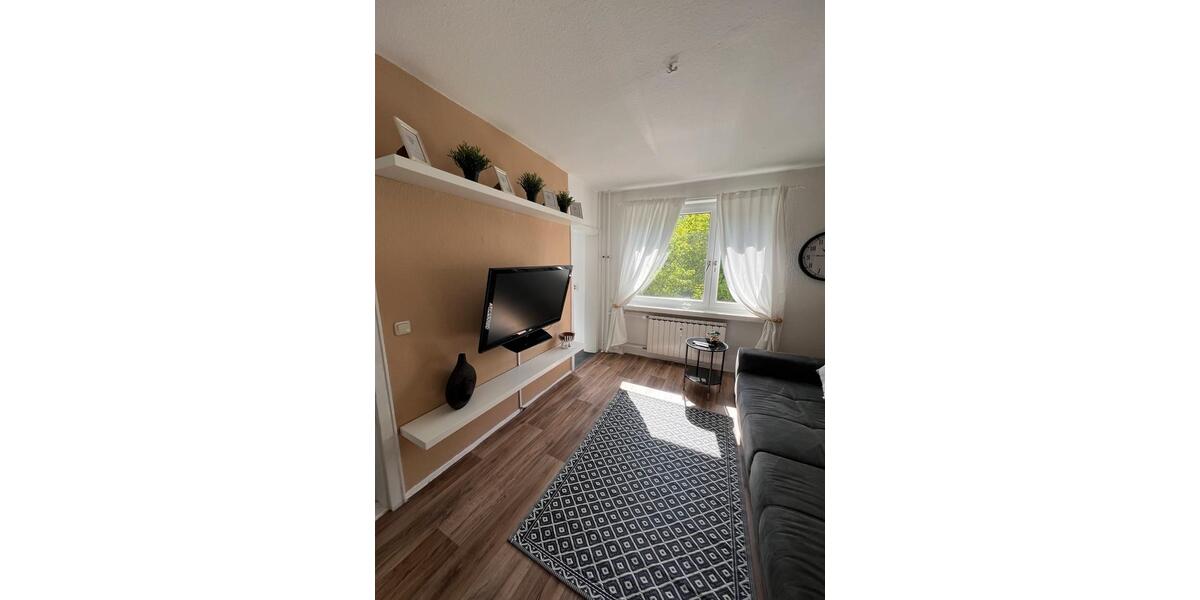 Wohnen auf Zeit Berlin Neukölln - 2 Zimmer, 38 m&sup2;, 1.100&euro; | Angebot:26703186