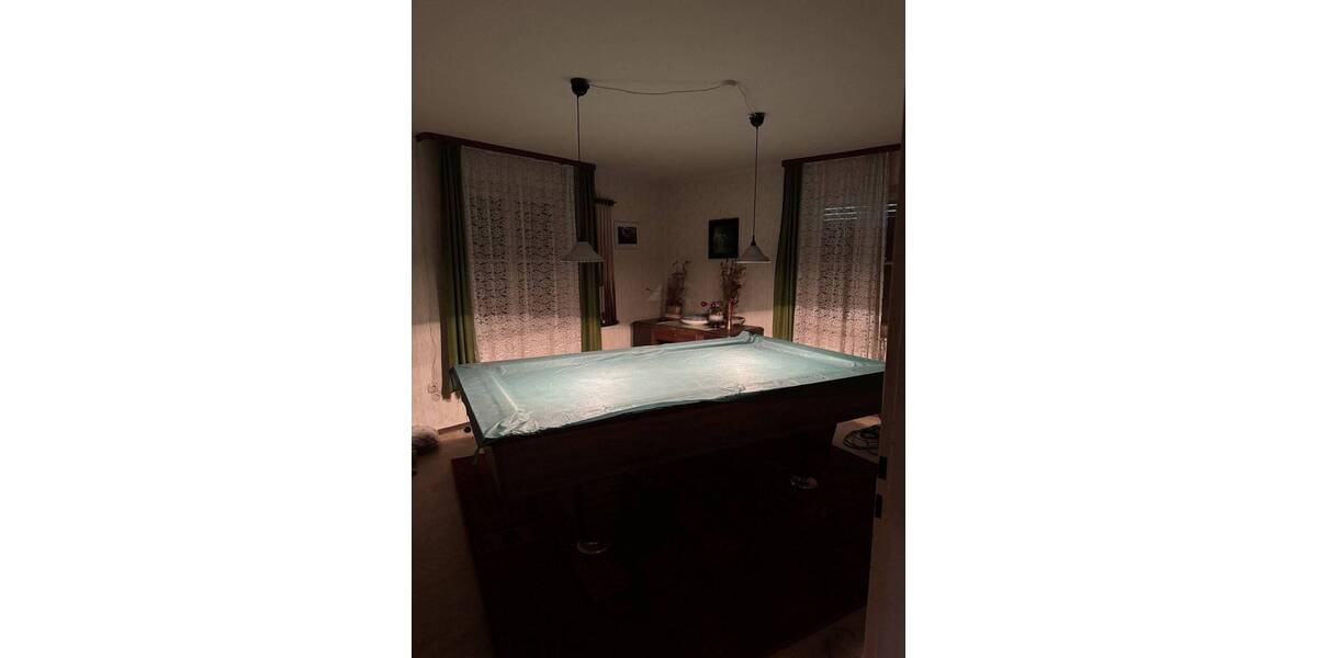 Einfamilienhaus Weisendorf / Oberlindach Oberlindach - 9 Zimmer, 205 m&sup2;, 1.595&euro; | Angebot:25672959