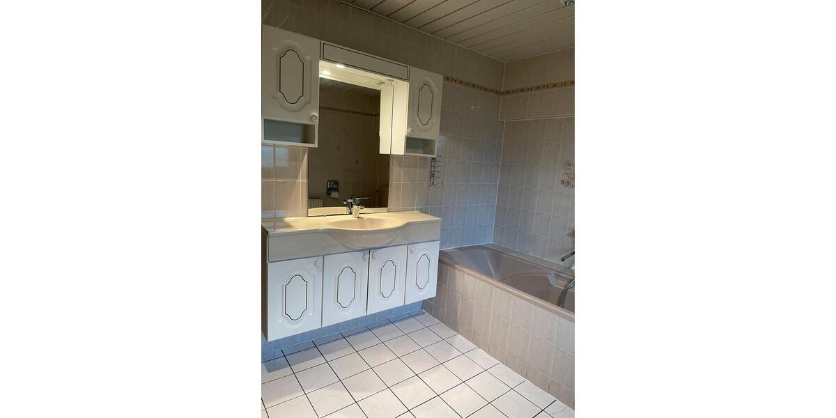 Schöne Doppelhaushälfte im Grünen 4 zimmer