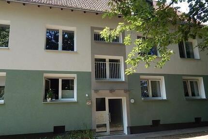 tolle, frisch sanierte 3-Zimmer-Wohnung im EG mit großem Balkon zimmer