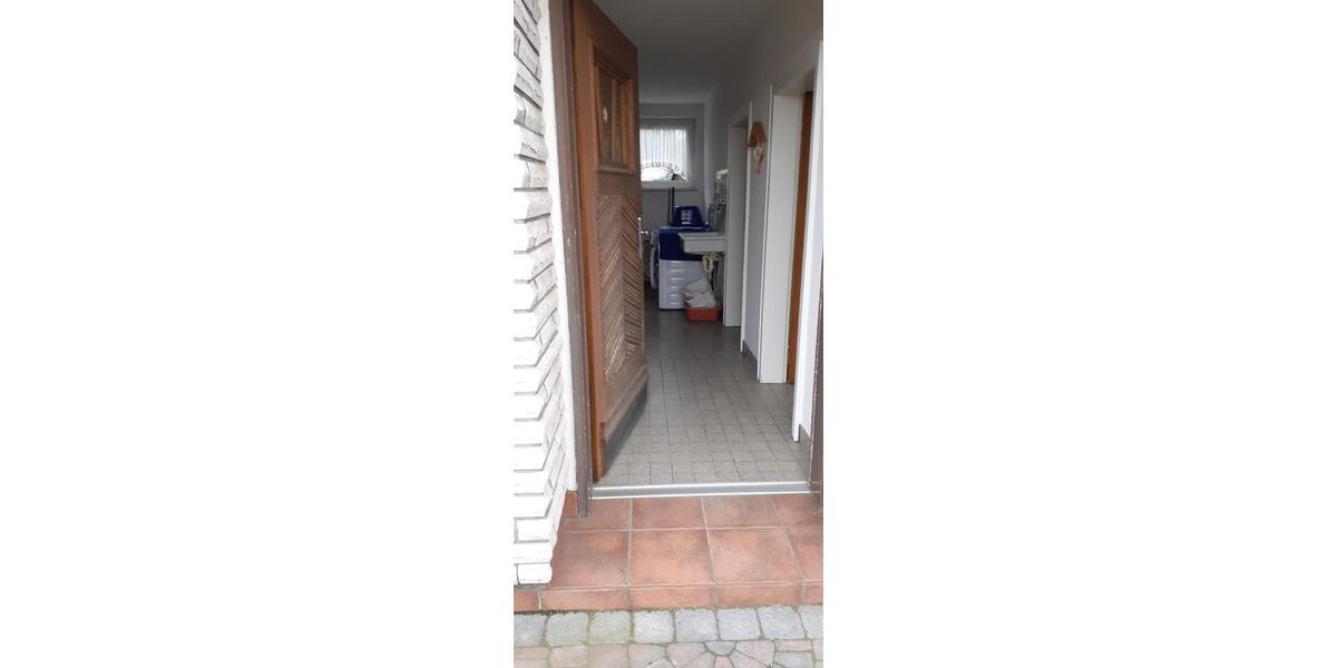 Wohnen auf Zeit Rommerskirchen - 6 Zimmer, 140 m&sup2;, 20&euro; | Angebot:20971571