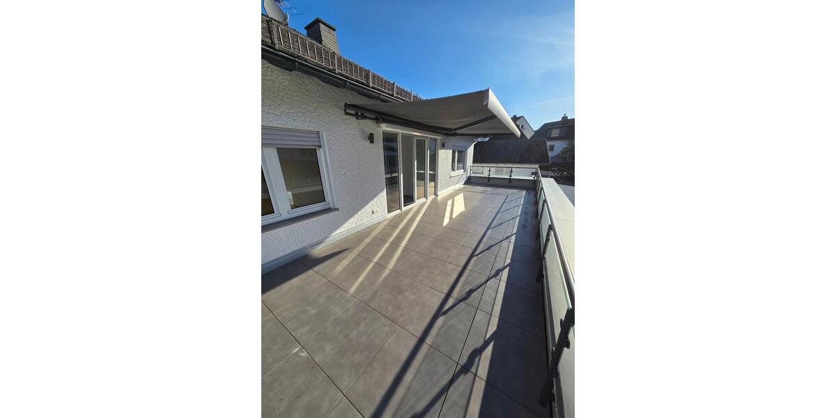 Etagenwohnung Taunusstein - 4 Zimmer, 130 m&sup2;, 1.300&euro; | Angebot:26121907