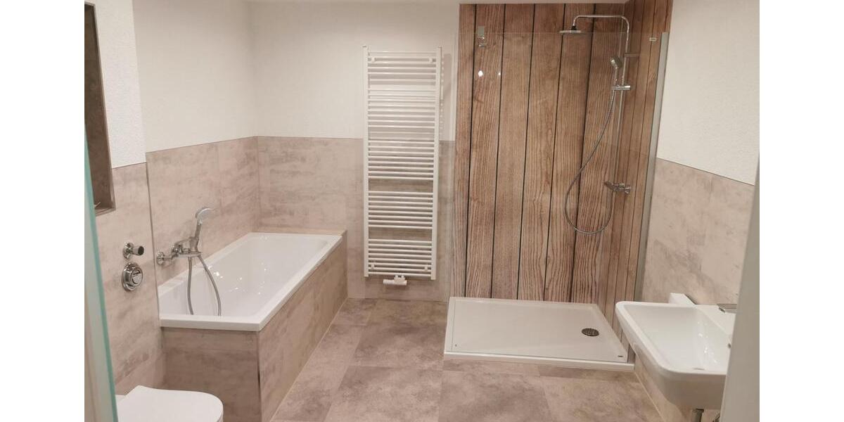 Etagenwohnung Halberstadt - 4 Zimmer, 125 m&sup2;, 1.165&euro; | Angebot:26165223