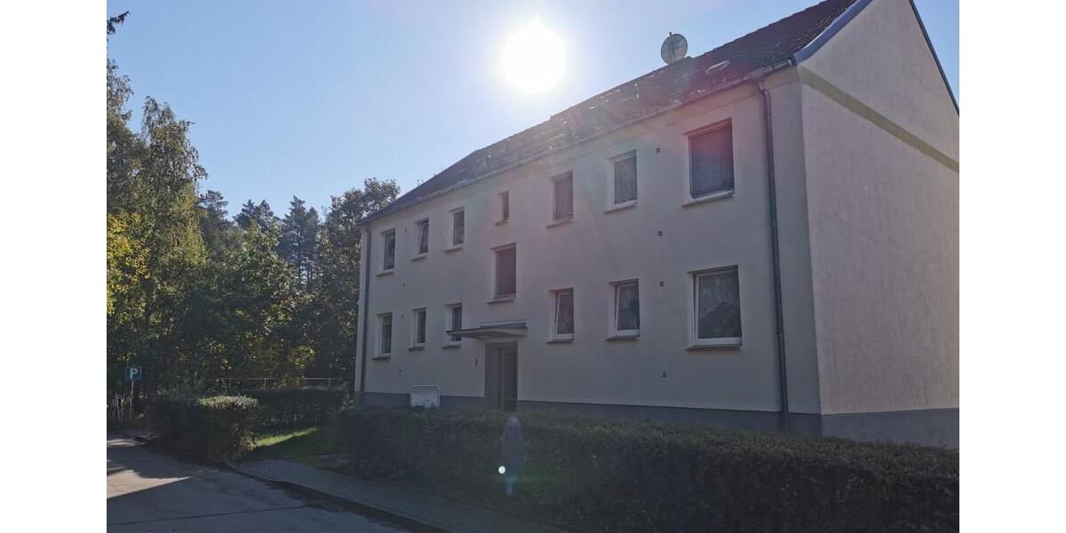 Etagenwohnung Beeskow - 3 Zimmer, 61 m&sup2;, 459&euro; | Angebot:25046537