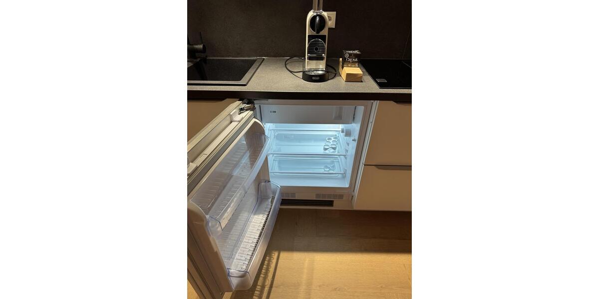 Vollmöblierte Drei-Zimmer Wohnung in einem exklusiven Hotel nur für Langzeitmiete 3 zimmer