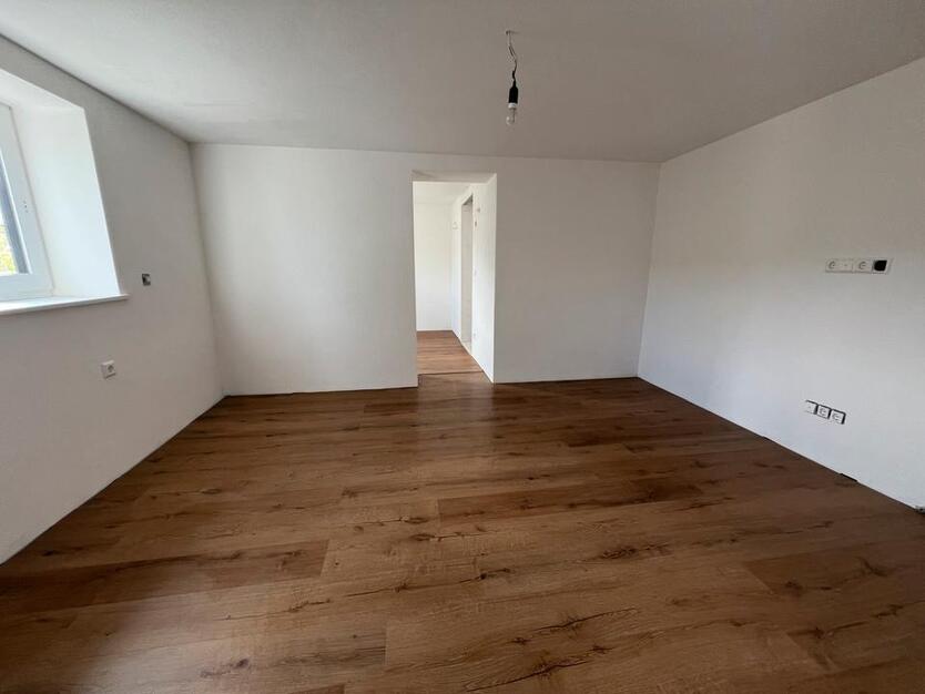 3-Zimmer-Wohnung mit Garten und Terrasse Erstbezug nach Sanierung zimmer