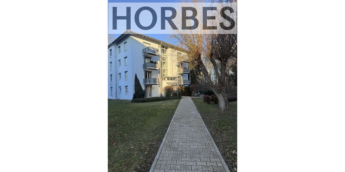 Etagenwohnung Glauchau - 1 Zimmer, 33 m&sup2;, 215&euro; | Angebot:24570672