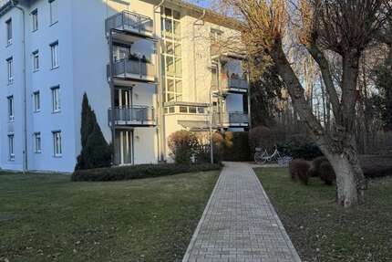 Wohnung Glauchau - 1 Zimmer, 33 m&sup2;, 215&euro; | Angebot:24570672