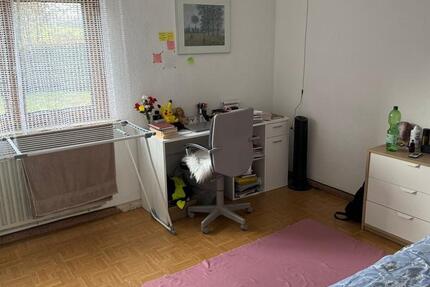 Wohnen auf Zeit Deizisau - 3 Zimmer, 20 m&sup2;, 500&euro; | Angebot:26445107
