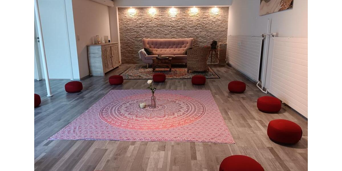 Untermiete: PraxisSeminarraum für Coaching, Körperarbeit, Yoga zimmer