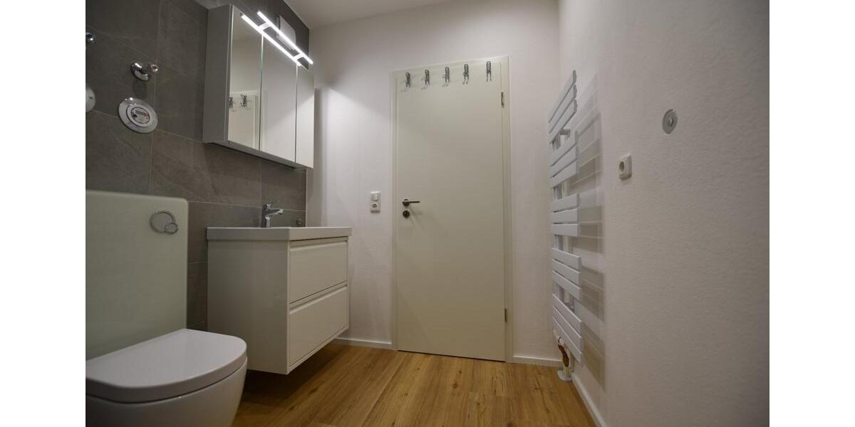 Teilmöblierte 2-Zimmer-Wohnung – Erstbezug nach Kernsanierung 2 zimmer