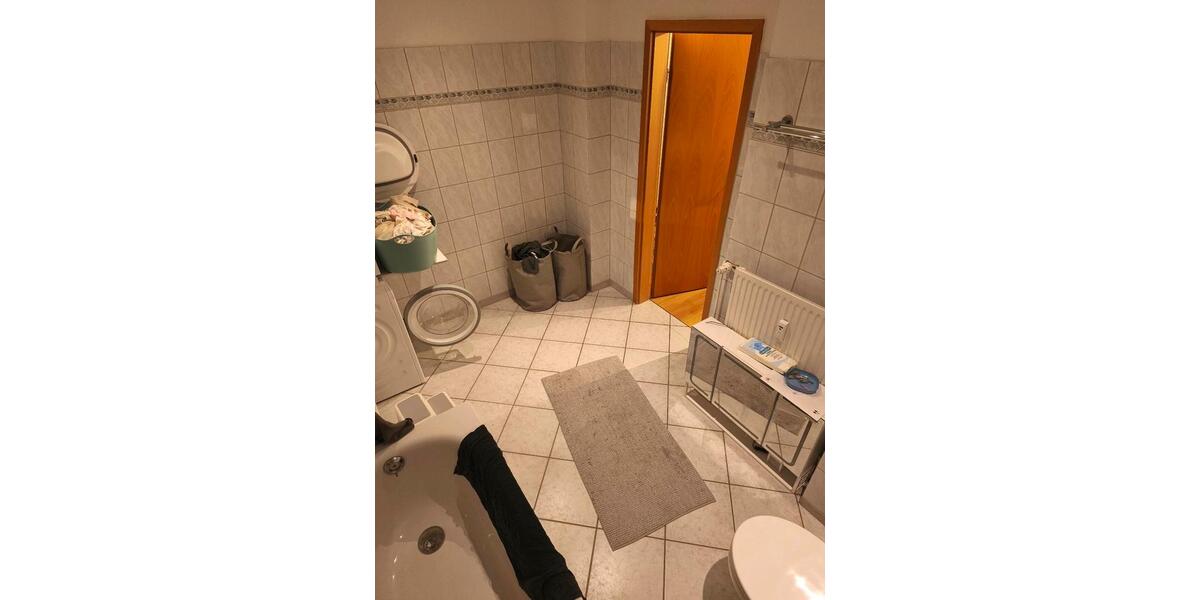 Erdgeschoßwohnung Flensburg Falkenberg - 3 Zimmer, 106 m&sup2;, 900&euro; | Angebot:25044359