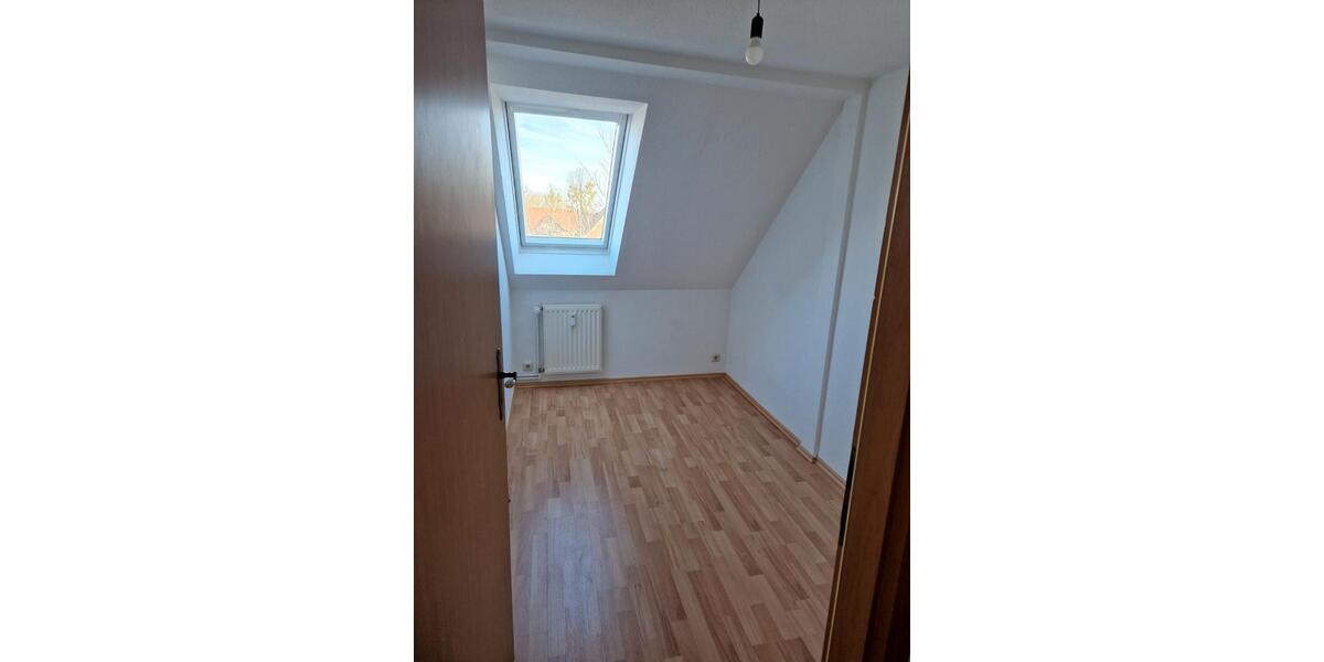 Dachgeschoßwohnung Ludwigslust - 2 Zimmer, 50 m&sup2;, 400&euro; | Angebot:26090230