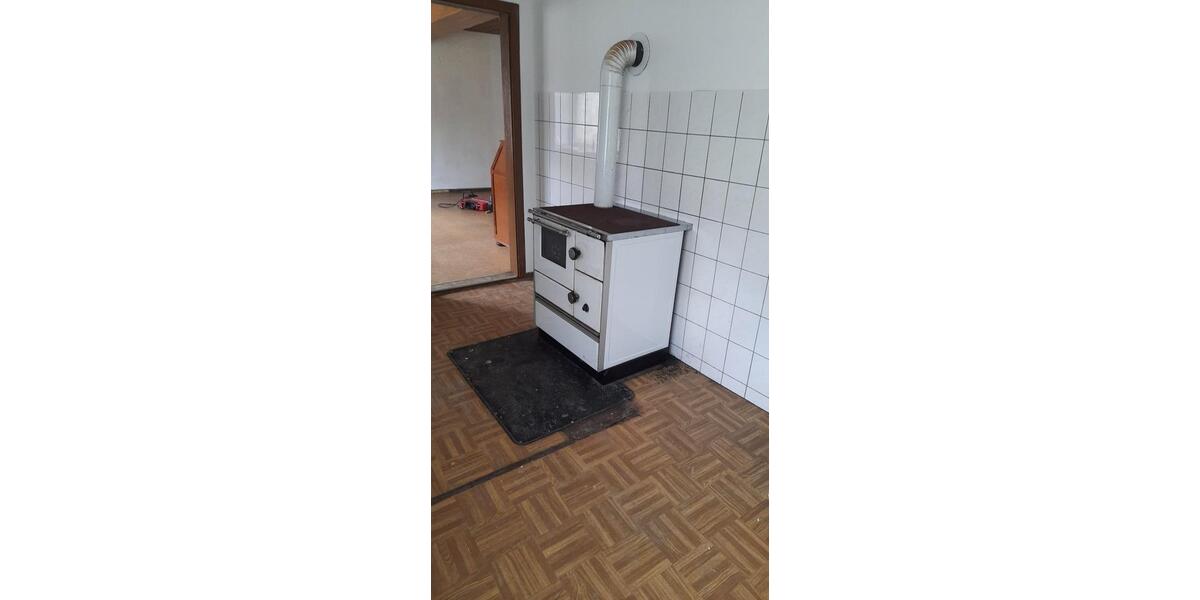Erdgeschoßwohnung Salzatal - 3 Zimmer, 79 m&sup2;, 300&euro; | Angebot:26689260