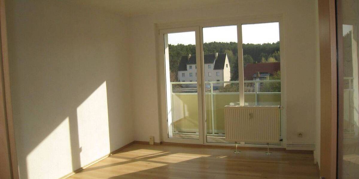 Etagenwohnung Kemberg - 3 Zimmer, 58 m&sup2;, 335&euro; | Angebot:25730585