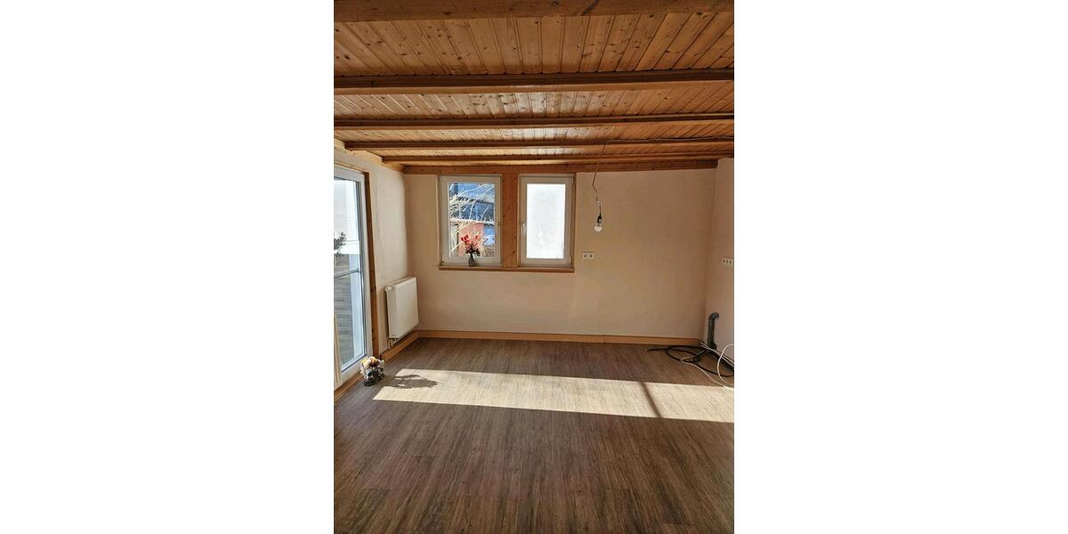 Erdgeschoßwohnung Zella-Mehlis Mehlis - 2 Zimmer, 51 m&sup2;, 500&euro; | Angebot:26480298