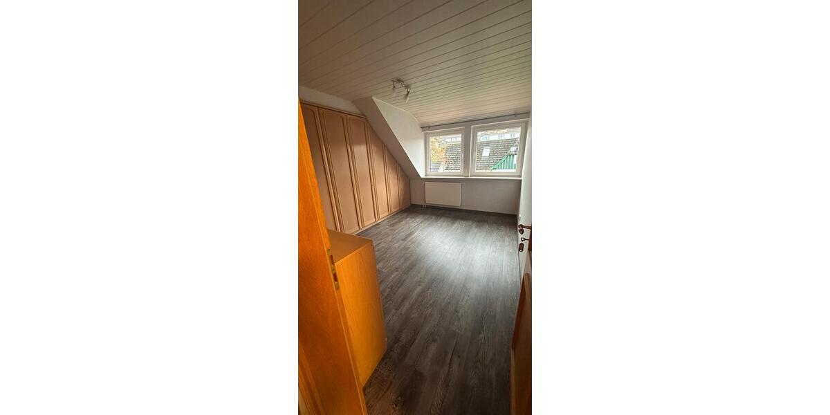Dachgeschoßwohnung Heiligenhafen - 3 Zimmer, 90 m&sup2;, 1.370&euro; | Angebot:25855376