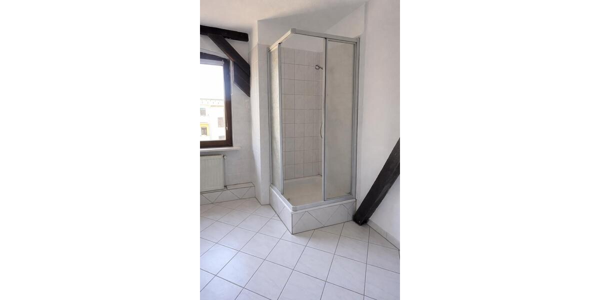 Dachgeschoßwohnung Halle (Saale) Frohe Zukunft - 2 Zimmer, 60 m&sup2;, 648&euro; | Angebot:26698376