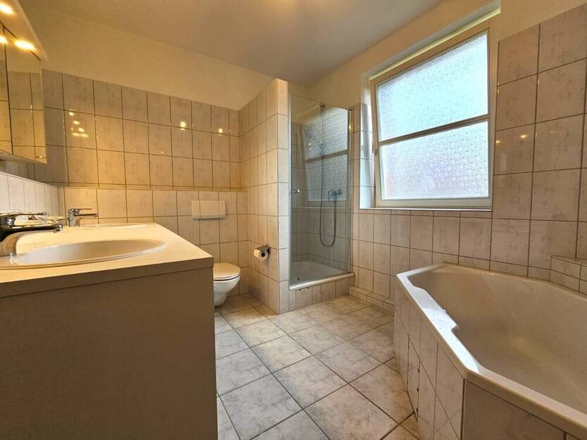Helle 3-4 Zimmer-Wohnung in bester + ruhiger Lage von Wohldorf-Ohlstedt!