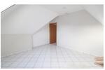 Dachgeschoßwohnung Cloppenburg - 4 Zimmer, 95 m&sup2;, 999&euro; | Angebot:26655642